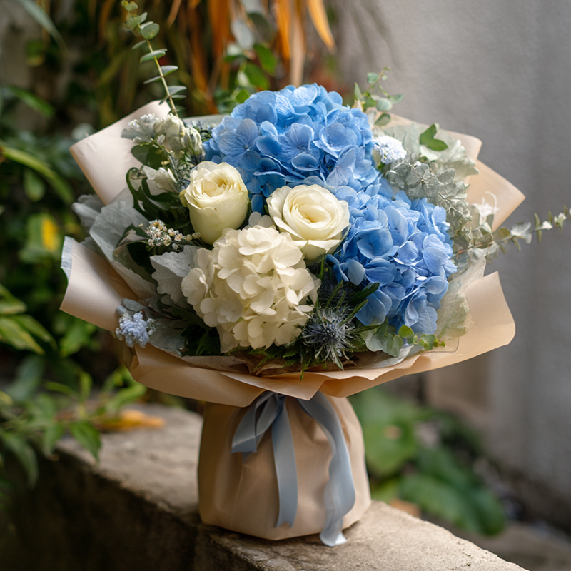 How much does Geylang Road wedding Asiatic lily sell for?
